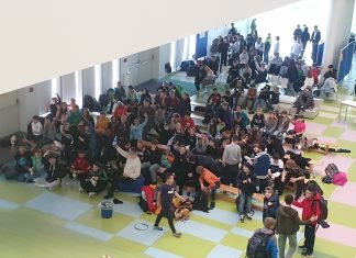 Public Viewing in der Aula