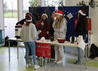 Weihnachtsmarkt der 10. Klässler