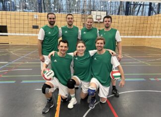 Lehrer Volleyballturnier: Die Imma-Mack Lehrer in Aktion!