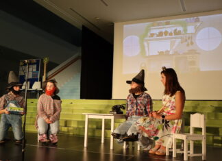 Aschenputtel will’s wissen – Märchenstunde in der Aula